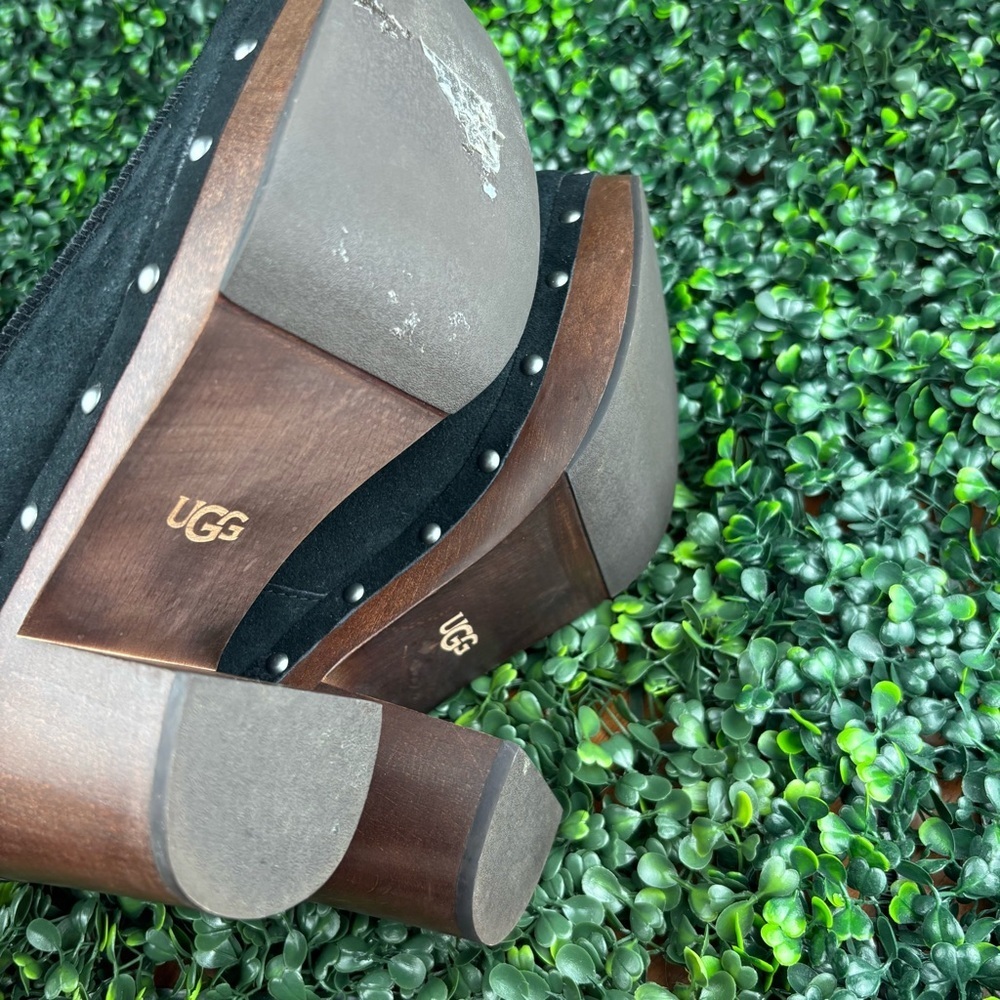 UGG KOURI SUEDE SHEEPSKIN CLOG BLACK BOOTS SIZE 9 Woman - Picture 7 of 12